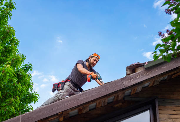 Fast & Reliable Emergency Roof Repairs in Menomonee Falls, WI